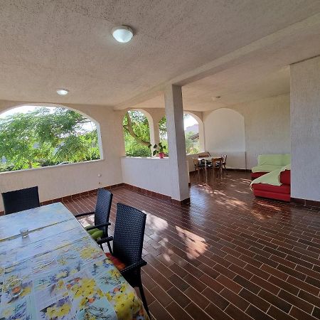 Apartment Grbac Barbat na Rabu Экстерьер фото